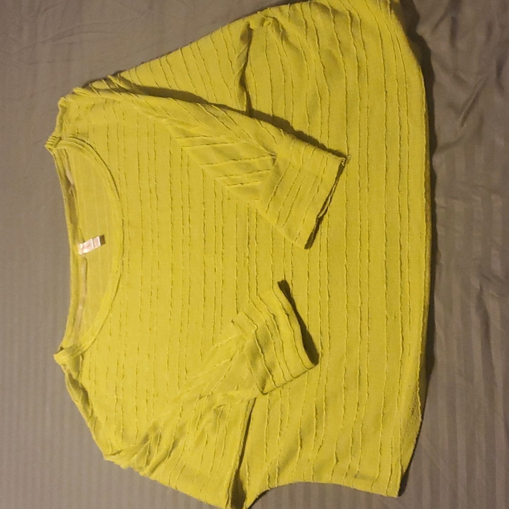 Loose fitting shirt